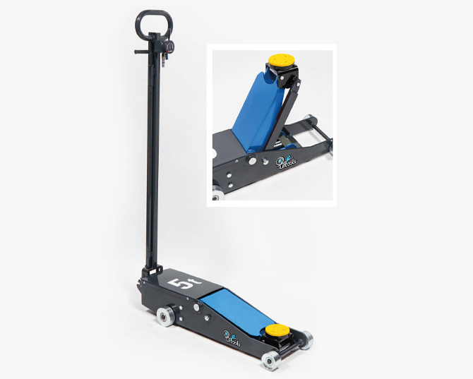  Air-hydraulic jacks